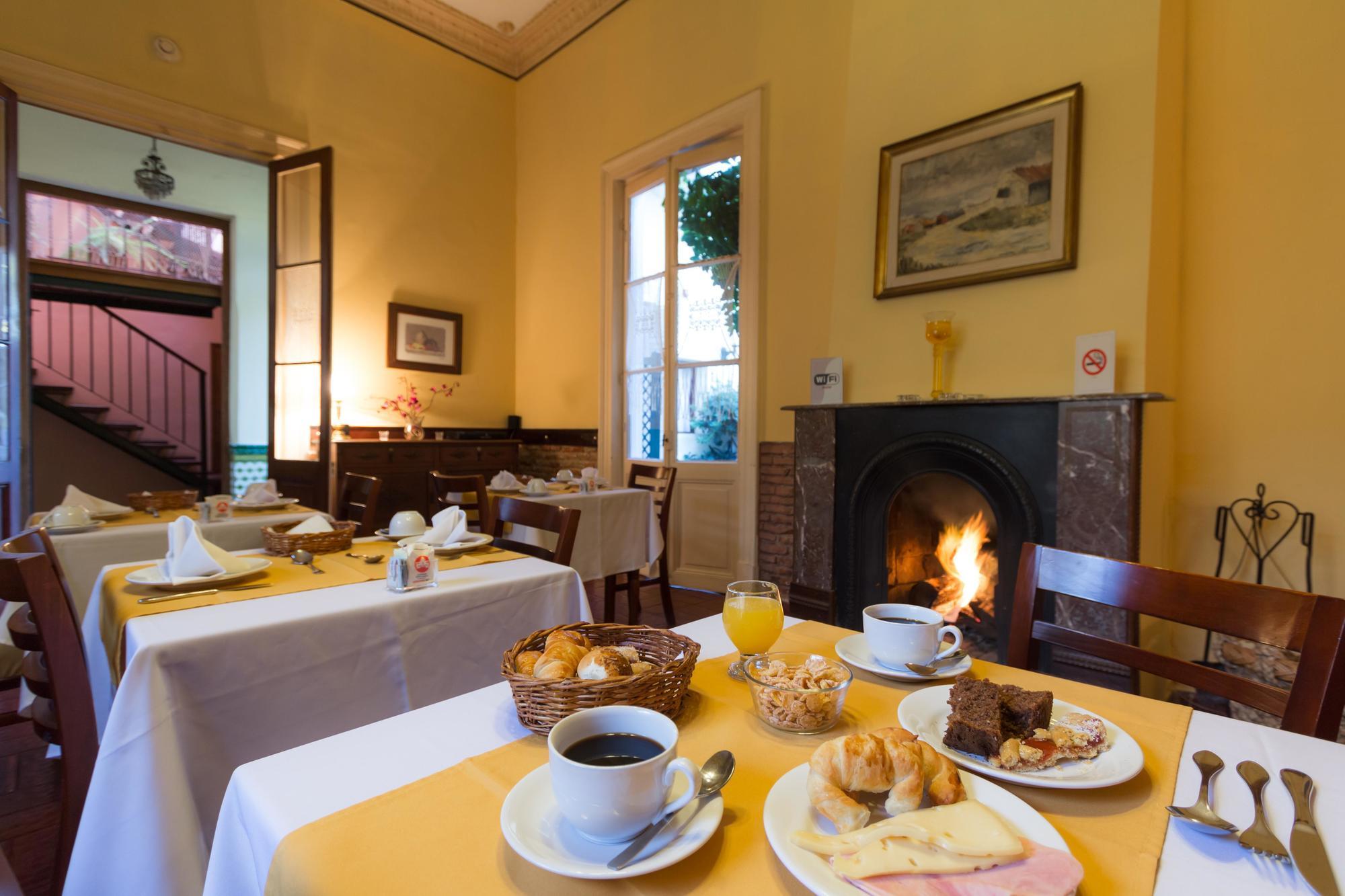 Posada Del Virrey Colonia del Sacramento Buitenkant foto